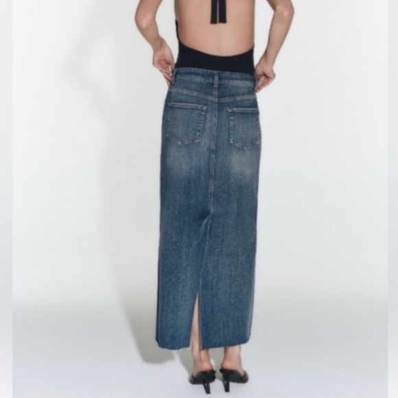 ZARA Denim Maxi Skirt Blue with Slit, Raw Edge Hem in Back in Size Medium - Picture 2 of 12